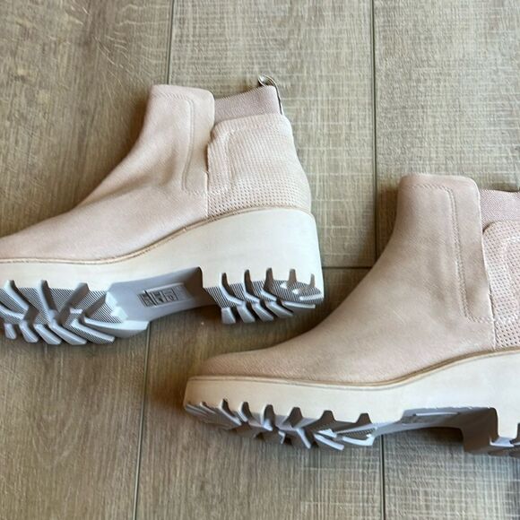 Dolce Vita Huey Suede Chelsea Boots US 9.5 - Picture 1 of 7